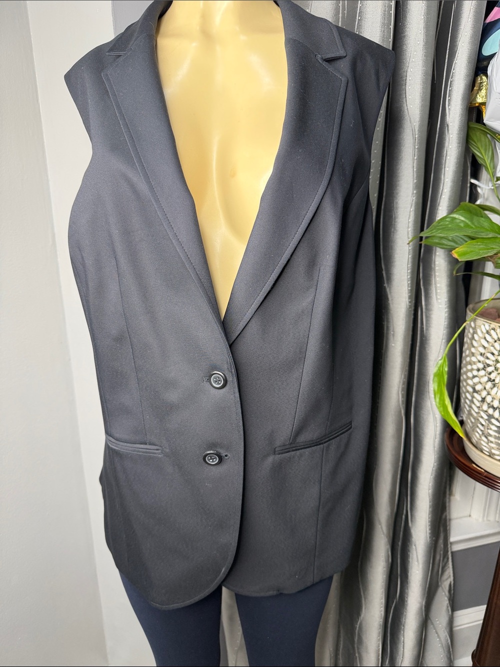 Lane Bryant Women’s Sz 20 Black Sleeveless Tailored Blazer Vest NWT